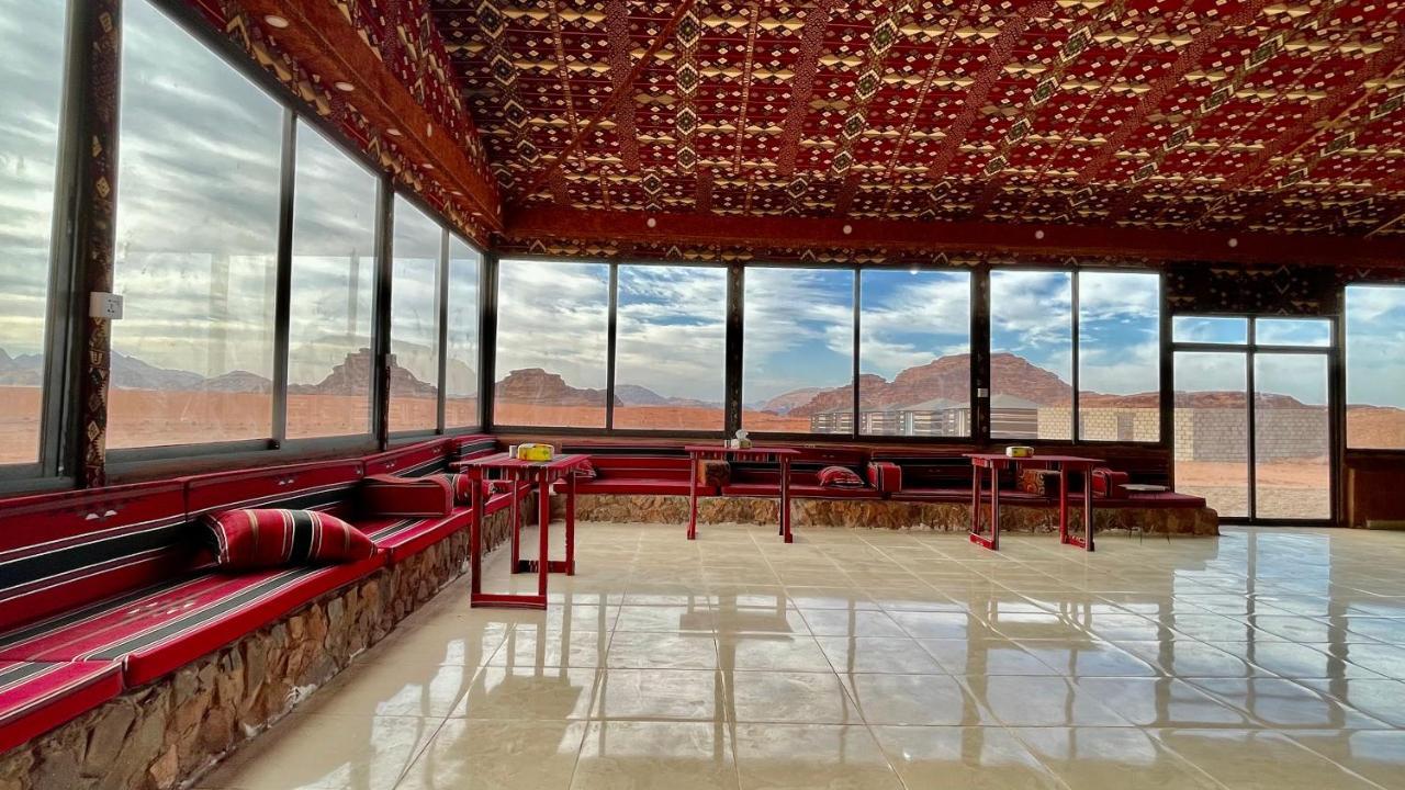 Wadi Rum Bedouin Tour With A Camp エクステリア 写真