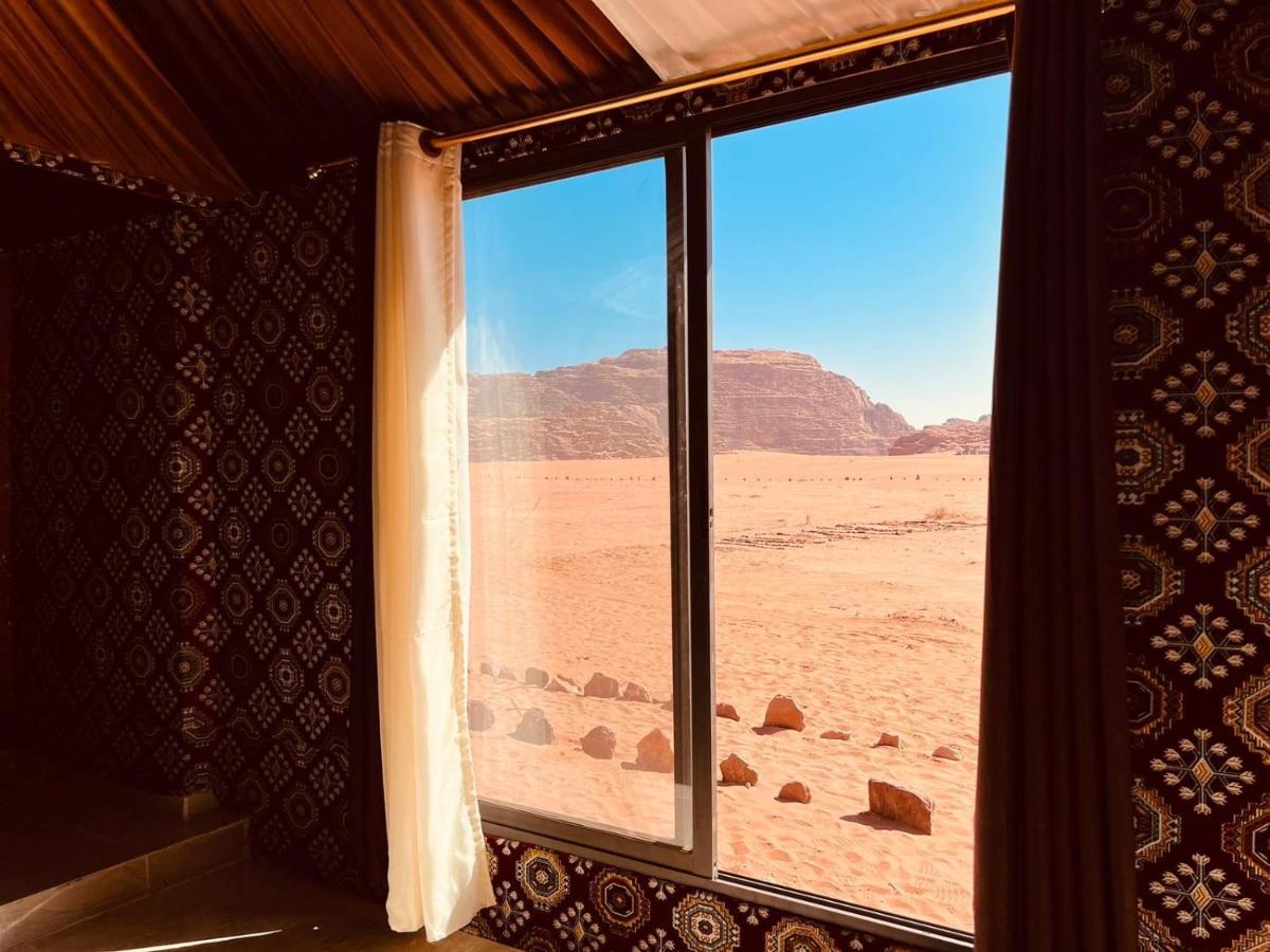 Wadi Rum Bedouin Tour With A Camp エクステリア 写真